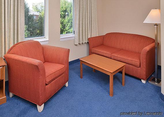 Hotel Days By Wyndham Penn State