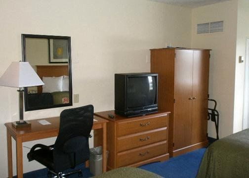 Days By Wyndham Penn State Hotel