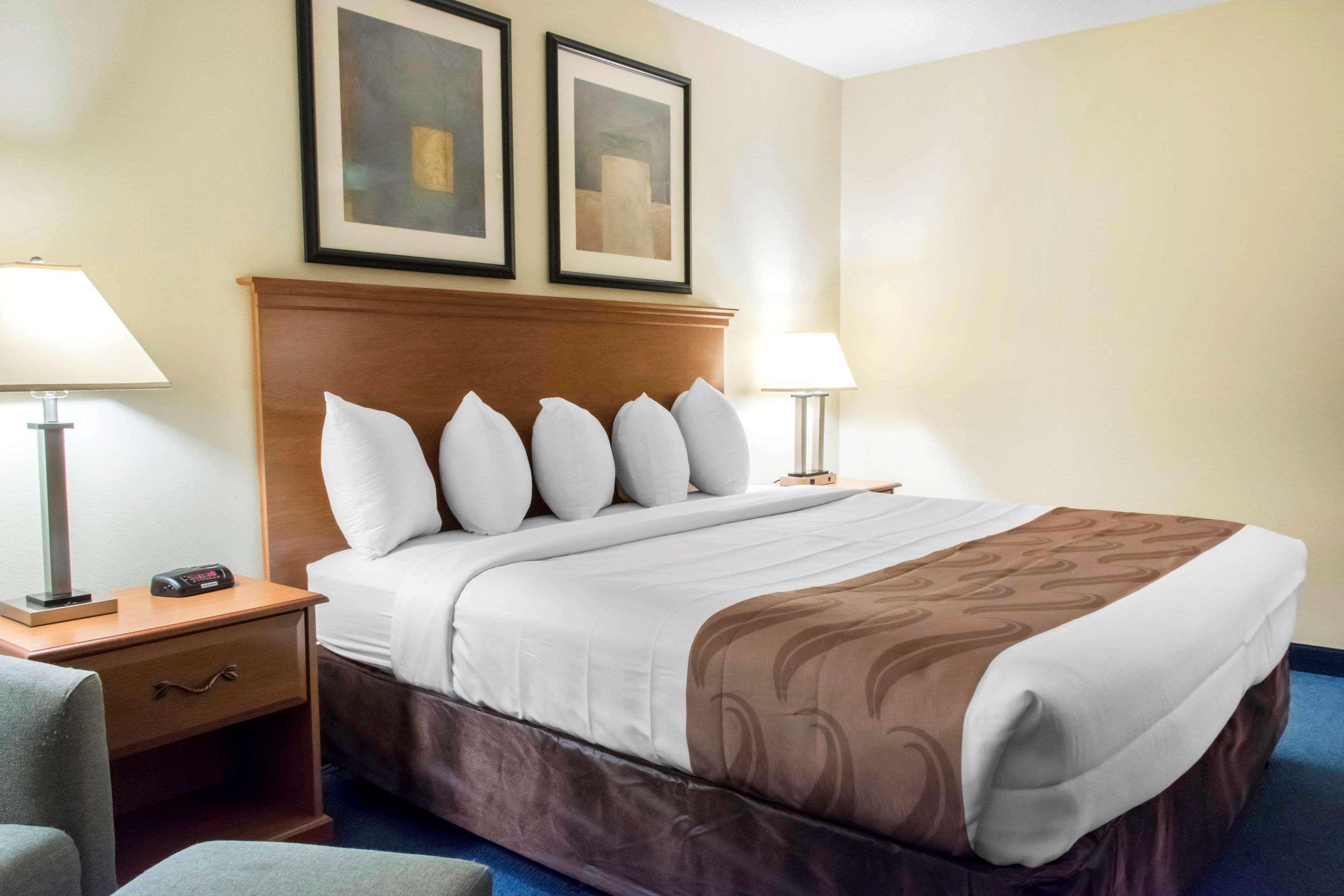 Days By Wyndham Penn State 2*