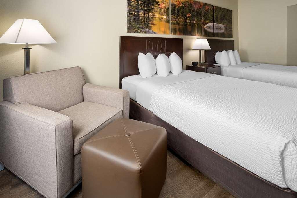 Days By Wyndham Penn State Hotel