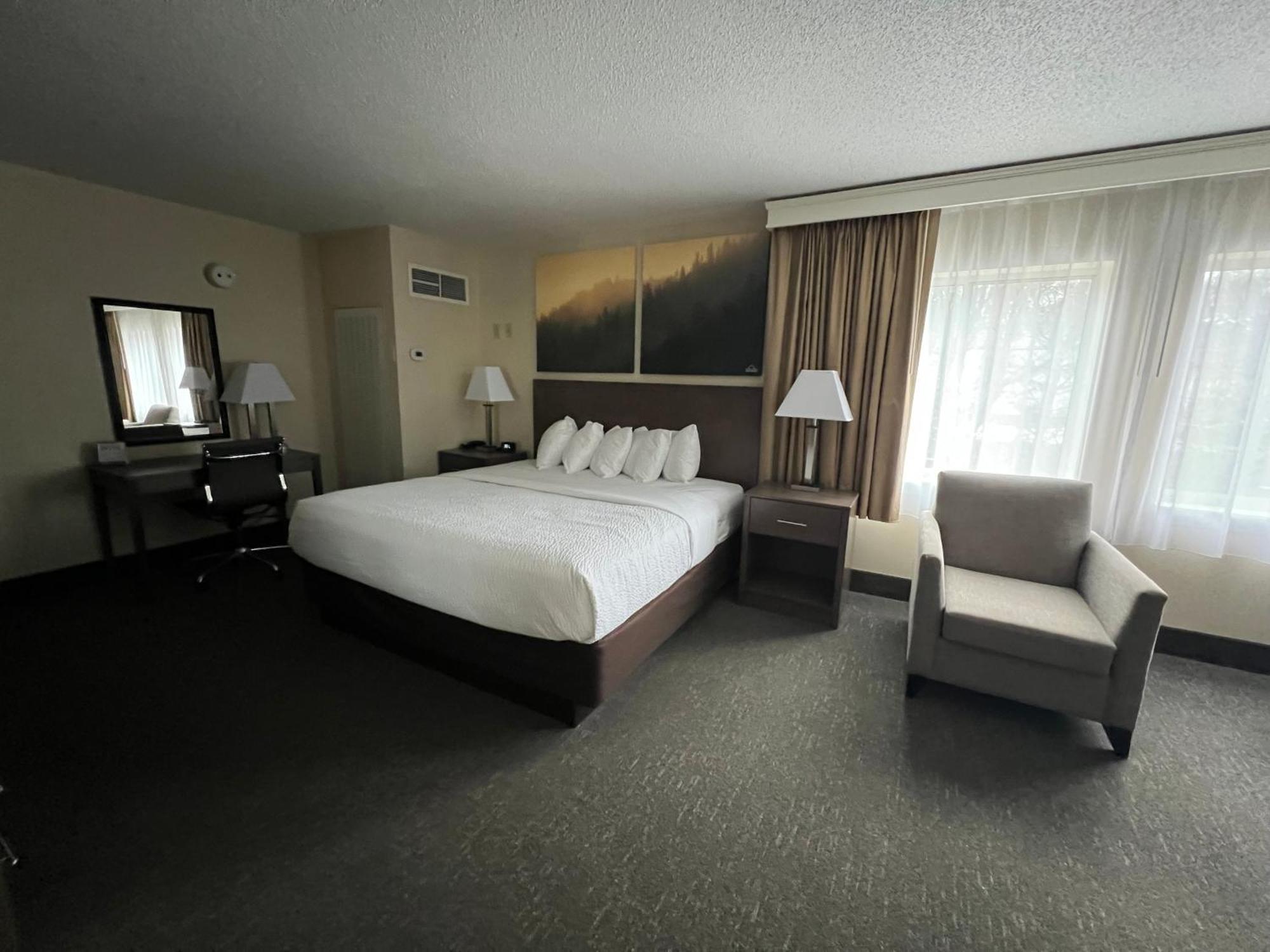 Hotel Days By Wyndham Penn State 2*